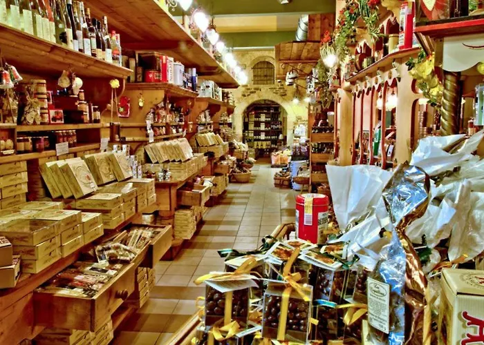 Proche De La Chez Hippolyte *