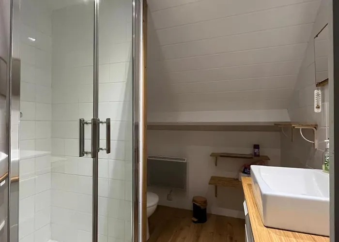 Proche De La Chez Hippolyte בית נופש